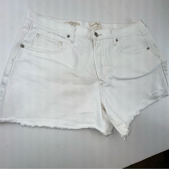 Universal Thread 90s Baggy Jean shorts White Distressed Size 14 - Picture 5 of 14